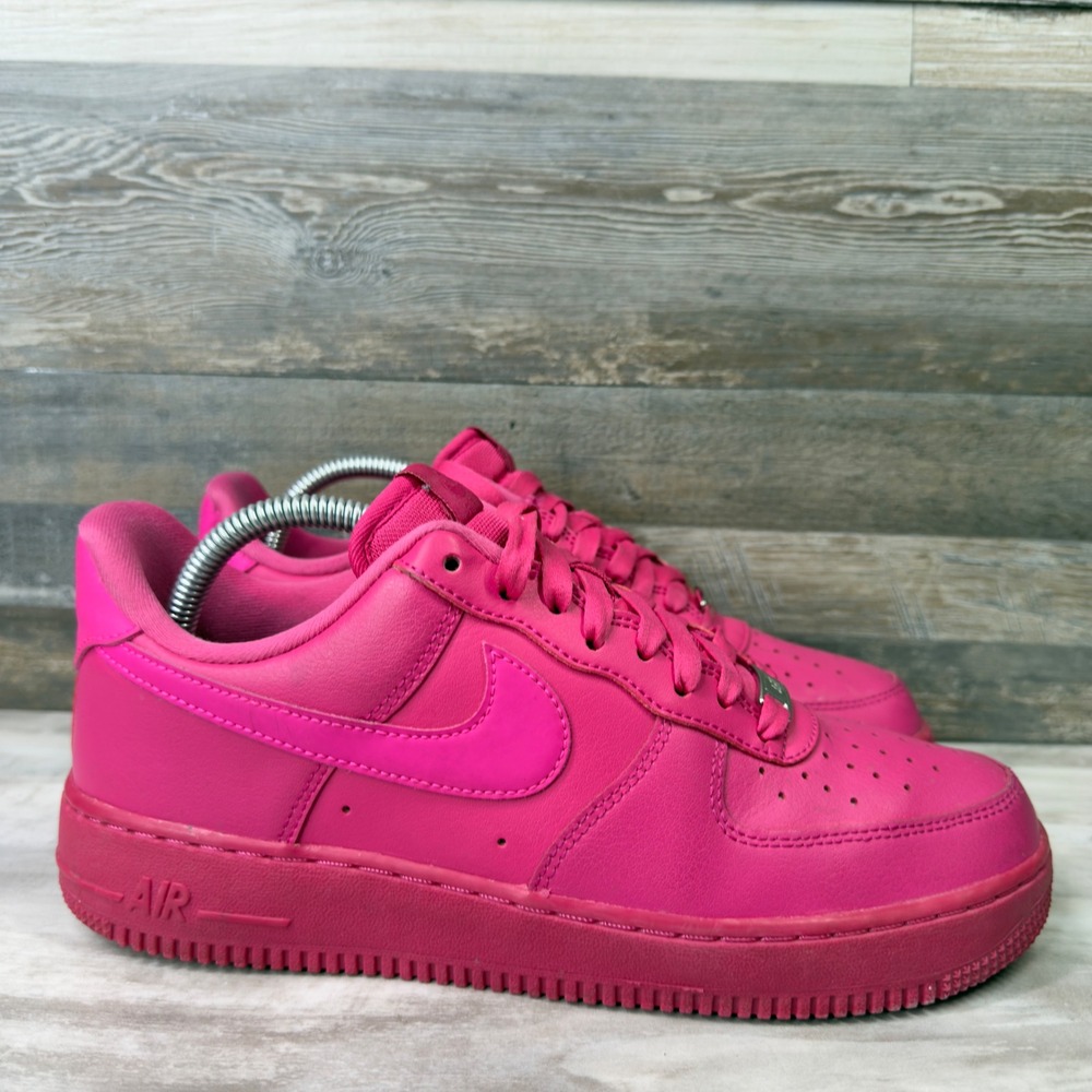 Nike Air Force 1 07 Women Size 9.5 Sneakers Low Fireberry Pink DD8959-600 AF1